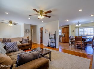 546 Vaughn Ave, Toms River, NJ