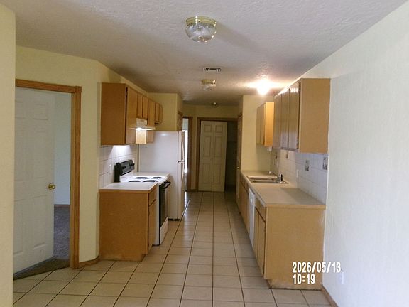 4th image of 1403 NW Dearborn Ave APT B