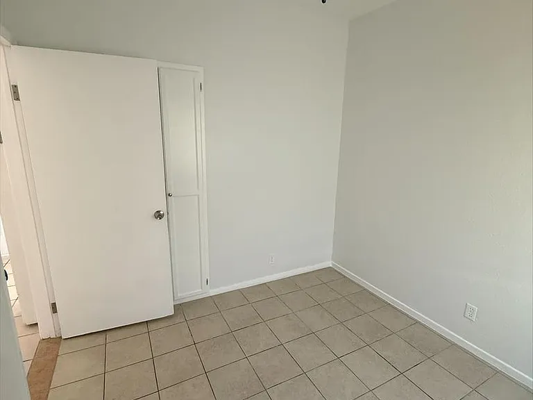 842 Alamitos Ave — Photo 82