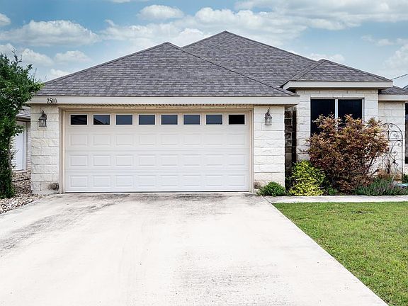 3rd image of 2510 Rogers Cir