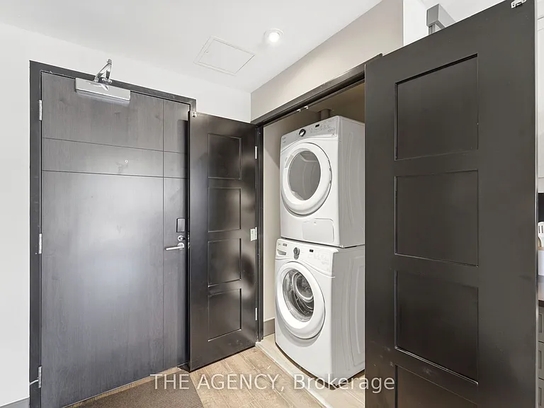 330 Phillip St — Photo 19