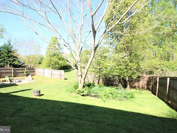 4th image of 22218 Curtis Mill Ln
