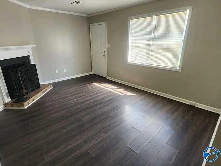 1325 Stevens Ave NE #A — Photo 8