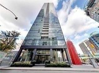 110 Charles St E UNIT 3210, Toronto, ON M4Y 1T5