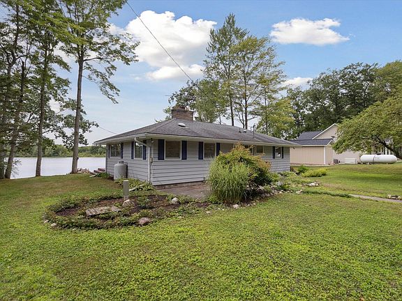 2nd image of 10327 Indian Lake Rd