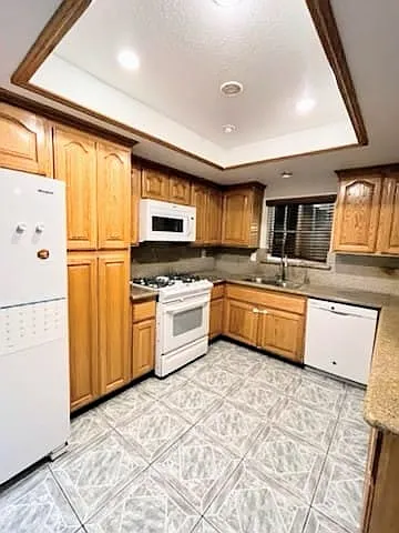 1439 S Grand Ave — Photo 4