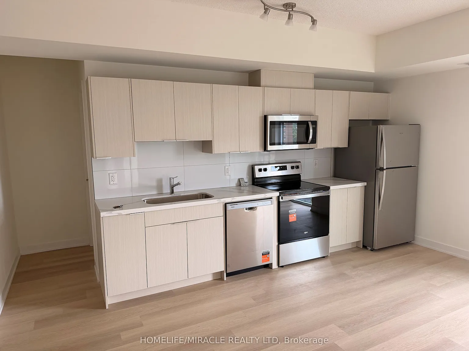 Yorkwood Condos — Photo 2