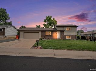 6413 W 76th Avenue, Arvada, CO 80003