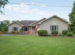 960 Sliker Rd, Corfu, NY 14036