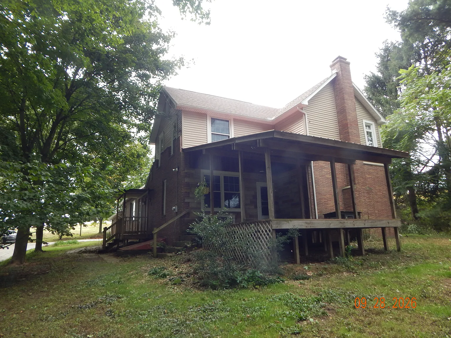 3 bed, 2152 sqft, $1,850 — Photo 3