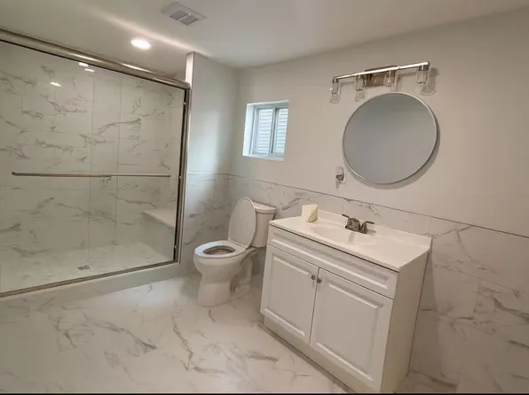 17 1/2 Thomas St #1F, South River, NJ 08882