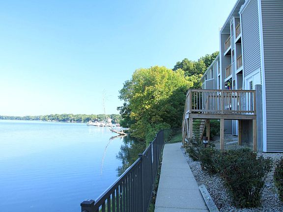 5th image of 714 Waters Edge Dr APT 205