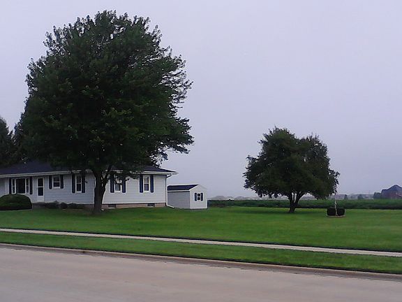 5th image of 1120 W Weaver Rd