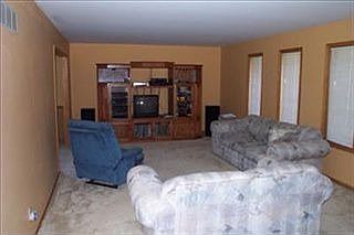 1st image of 2614 Castlewood Dr