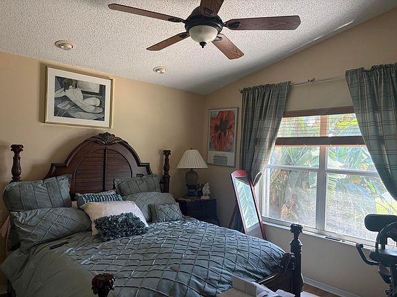 3rd image of 9815 Lemonwood Drive