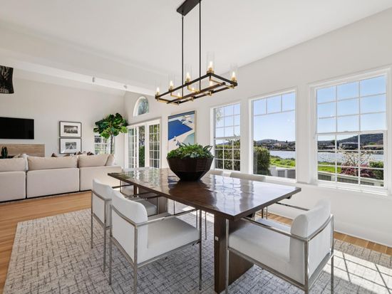 11 Gretchen Place, Greenbrae, CA 94904
