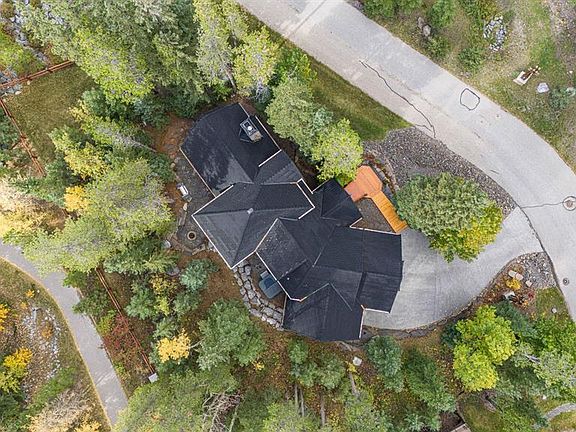 3rd image of 163 NE Cairns Lndg