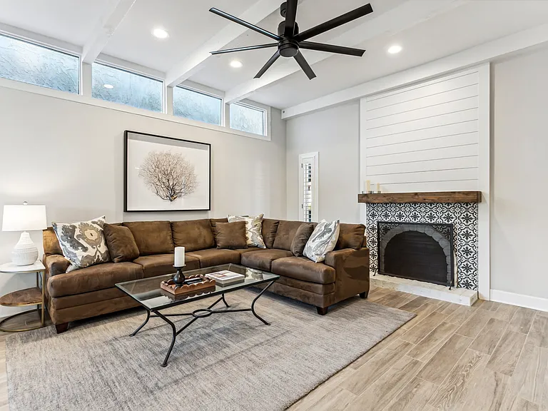 1217 E Ormondo Way — Photo 3