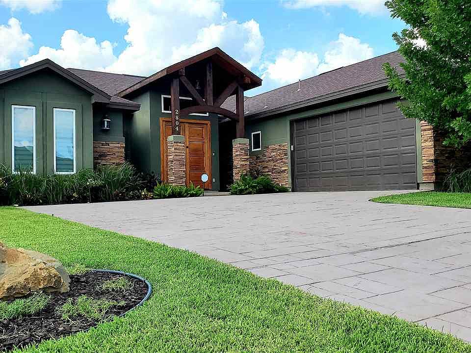 1st image of 2804 O'Henry Dr
