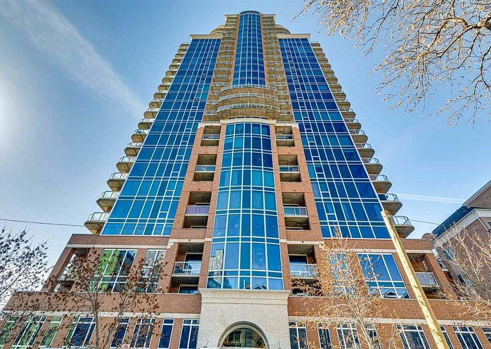 1st image of 817 N 15th Ave SW #101