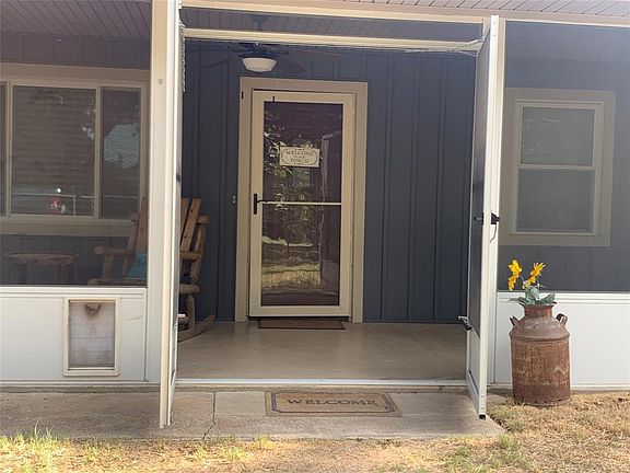 5th image of 1201 N McKinney St