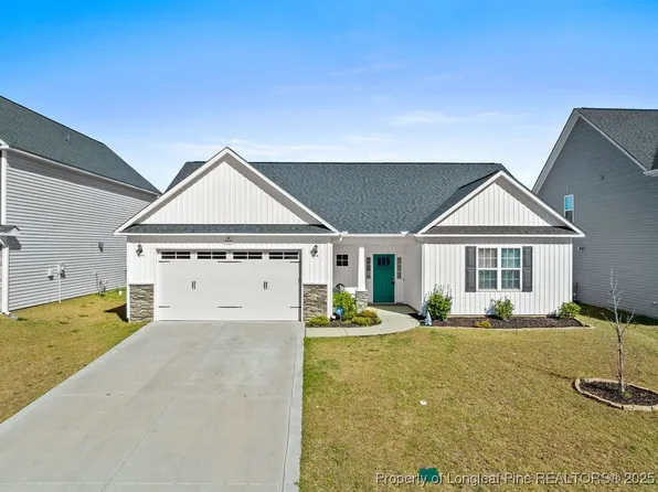 5407 Debut Ave, Hope Mills, NC 28348