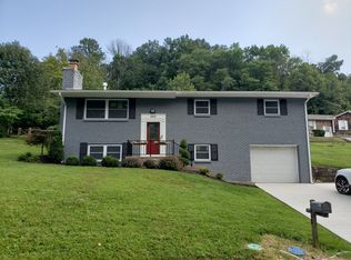 265 Eureka Rd, Charleston, WV 25314