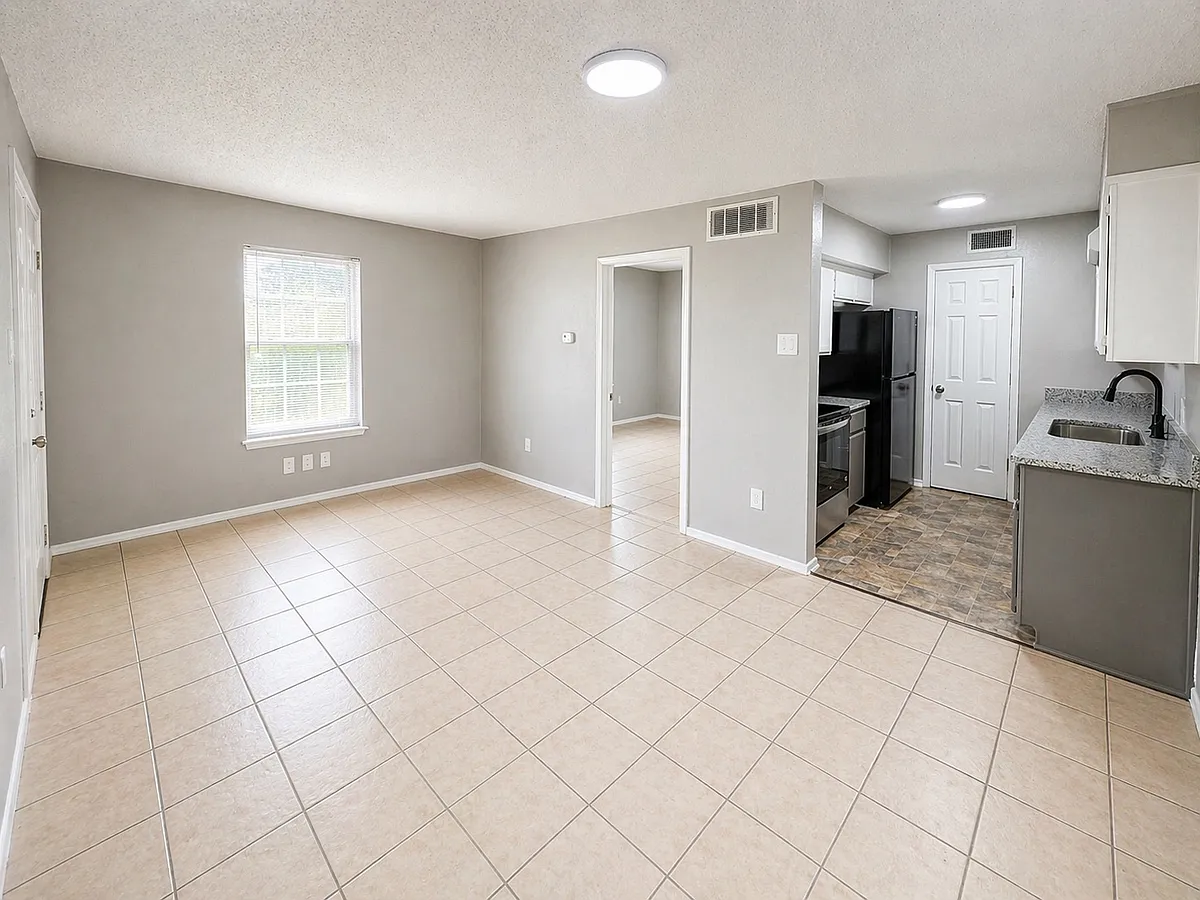 Building Photo - 2701 Colonial Ave #D