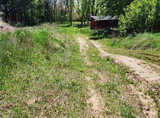25705 Farmbrook Rd, Southfield, MI 48034