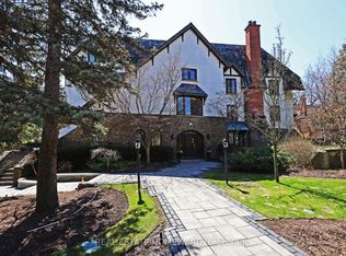71 Old Mill Rd #310, Toronto, ON M8X1G9