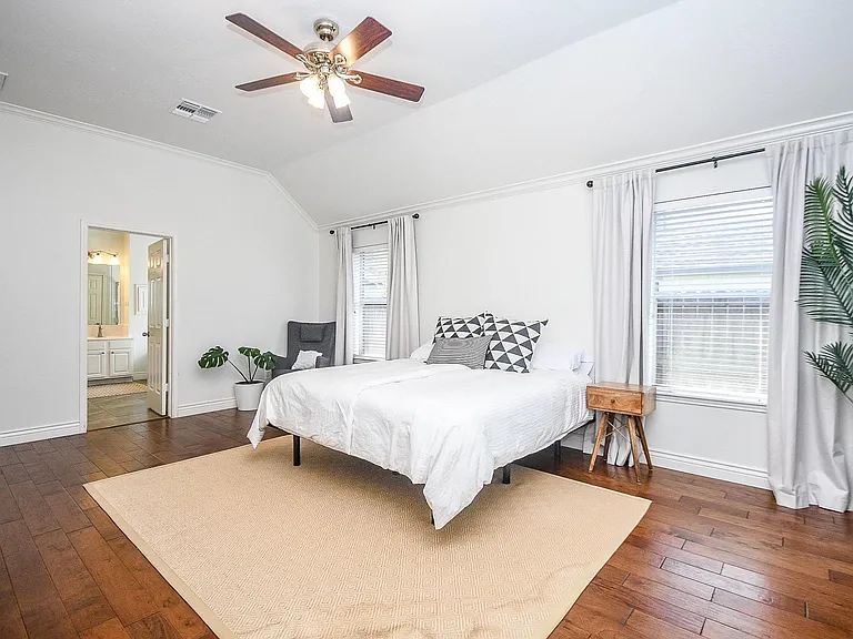 7219 Colony Bend Ln — Photo 20