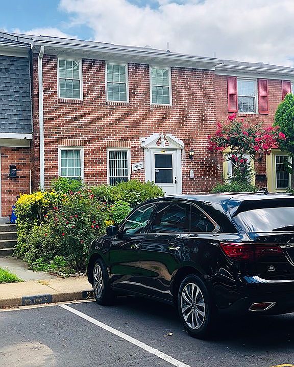 1st image of 2807 Hogan Ct