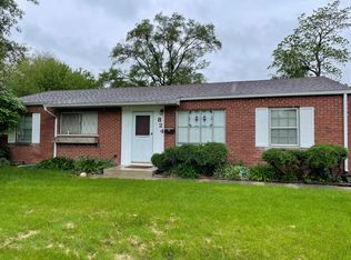 824 Central Ave, Matteson, IL 60443