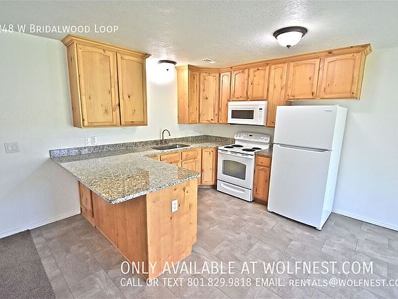 3rd image of 1248 W Bridalwood Loop