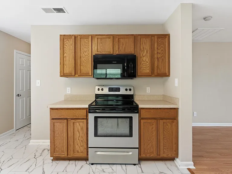 3262 Lakeland Dr — Photo 7
