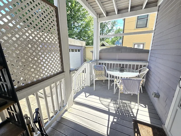 28 Bardwell St #1 — Photo 2
