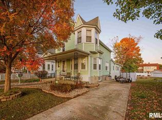 604 S 14th St, Herrin, IL 62948