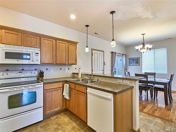 5th image of 6021 Park St E
