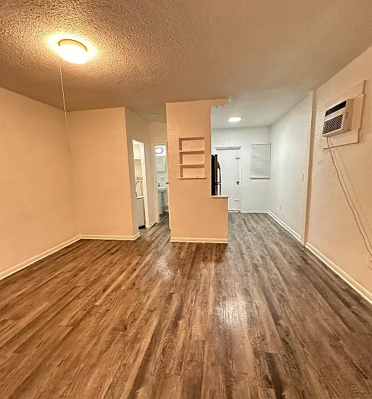 5500 N Miami Ave #4 — Photo 2