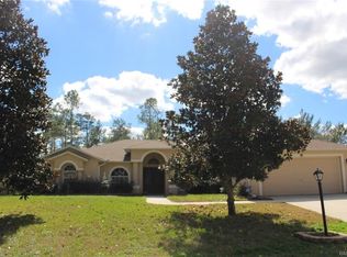 98 Grass St, Homosassa, FL 34446