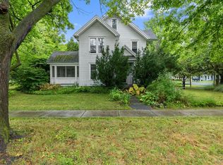 300 3rd St, Liverpool, NY 13088
