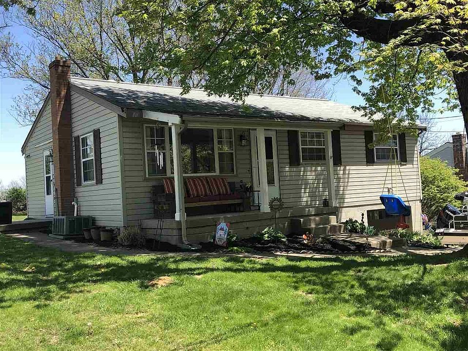 1st image of 16 Sylvan Dr
