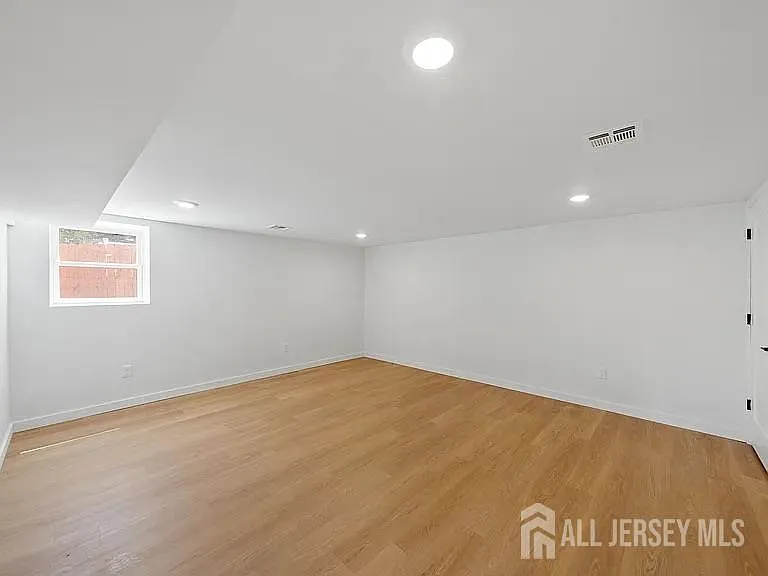 3 Meadow Rd #1 — Photo 8