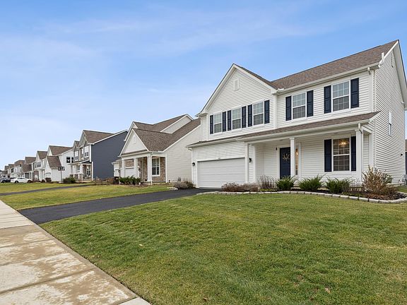 4th image of 743 Holbrook Dr