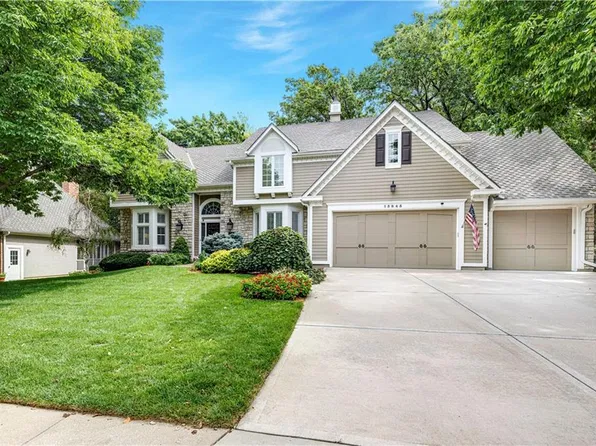 13845 Hadley St, Overland Park, KS 66223