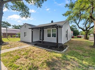 723 Kendall St, Sikeston, MO 63801