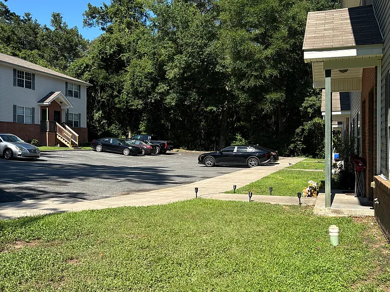 2403 Hartsfield Rd — Photo 19