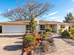 7291 Oakmont Dr, Santa Rosa, CA 95409