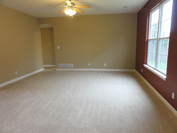 3rd image of 2403 Norbury Dr