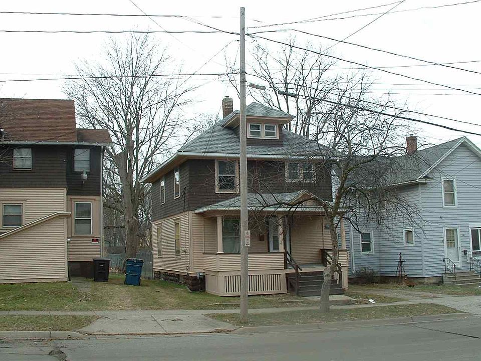1st image of 712 S Blackstone St